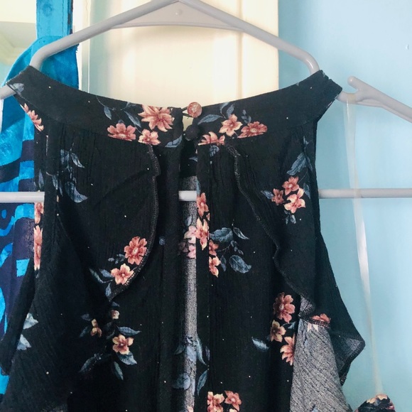 Floral blouse - Picture 4 of 6